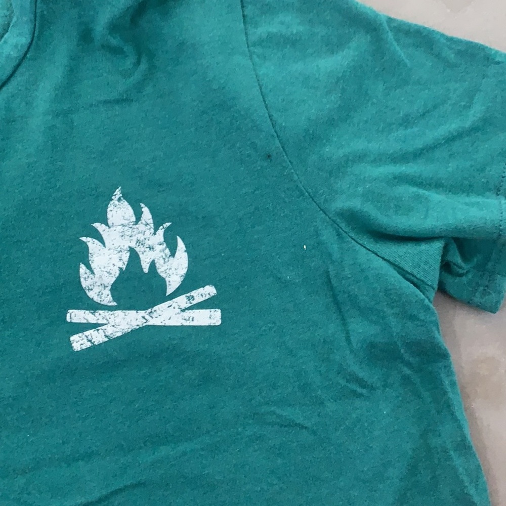 green full tilt basic tee XS - Picture 3 of 4